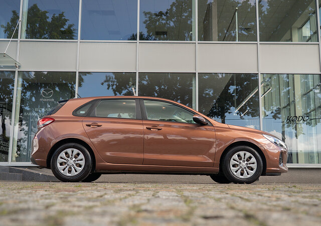 Hyundai i30 - Kolor Inny kolor, zdjęcie 9