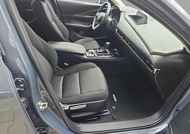 Mazda CX-30 - Kolor Polymetal Gray, zdjęcie 14