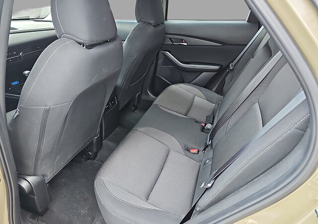 Mazda CX-30 - Kolor Zircon Sand Metalic, zdjęcie 10