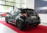 Mazda 2 Hybrid - Kolor Opera Black, zdjęcie 3