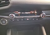 Mazda 3 - Kolor Snowflake White Pearl, zdjęcie 25