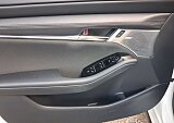 Mazda 3 - Kolor Snowflake White Pearl, zdjęcie 33