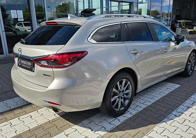 Mazda 6 - Kolor Złoty, zdjęcie 9