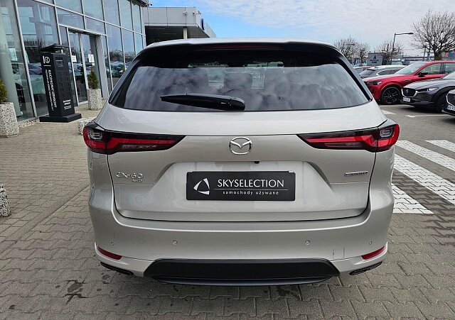 Mazda CX-60 - Kolor Złoty, zdjęcie 8