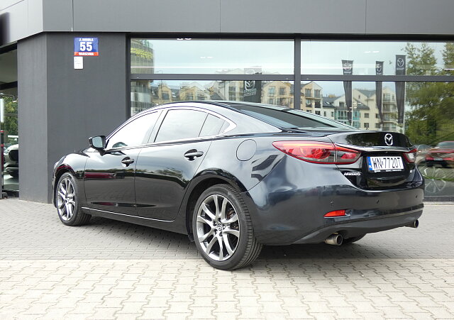 Mazda 6 - Kolor Jet Black, zdjęcie 5