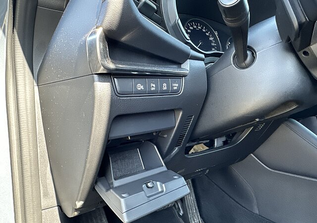 Mazda 3 - Kolor Polymetal Gray, zdjęcie 19