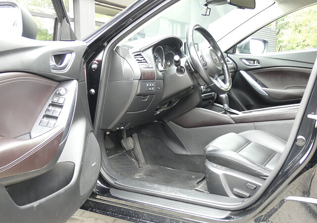 Mazda 6 - Kolor Jet Black, zdjęcie 8
