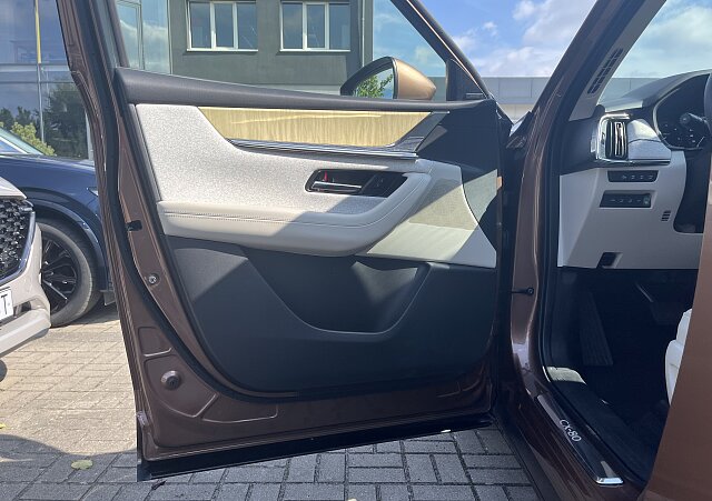 Mazda CX-80 - Kolor Melting Copper, zdjęcie 9