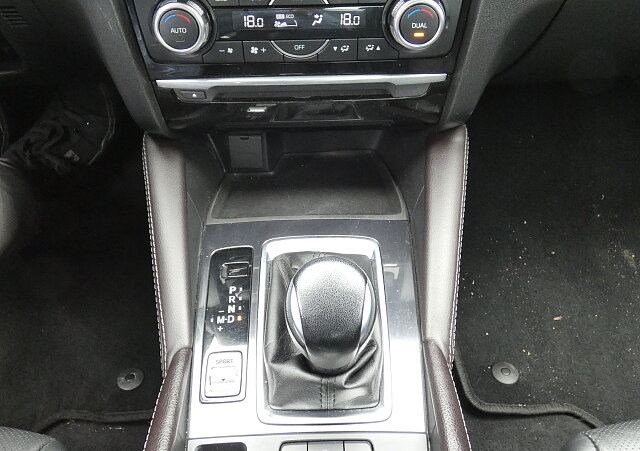 Mazda 6 - Kolor Jet Black, zdjęcie 14