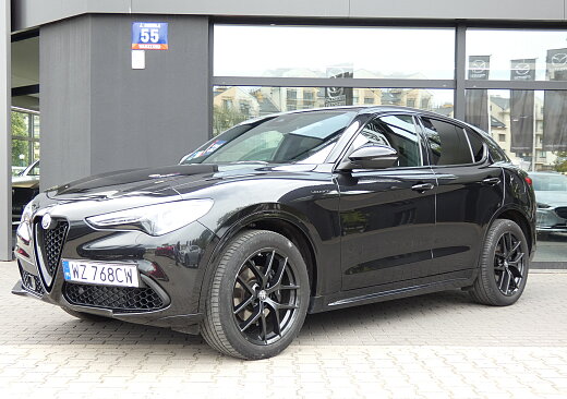 Alfa Romeo Stelvio - Kolor Czarny