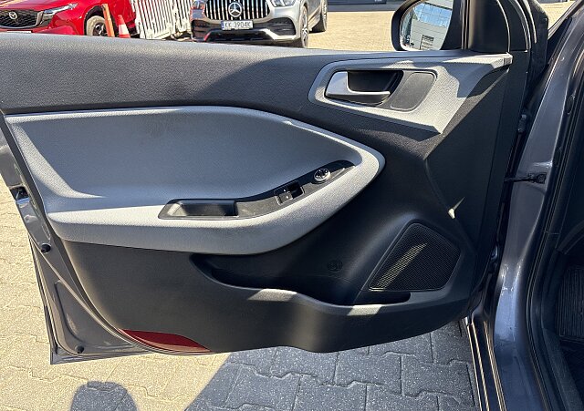 Hyundai i20 - Kolor Szary, zdjęcie 18