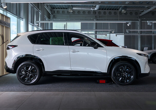 Mazda CX-5 - Kolor Rhodium White, zdjęcie 4