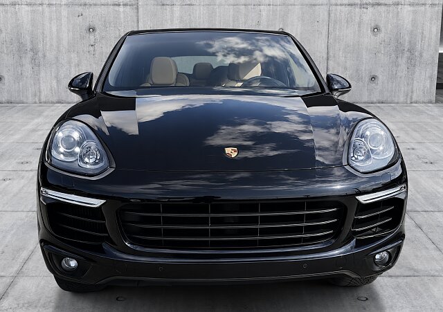 Porsche Cayenne - Kolor Czarny, zdjęcie 2