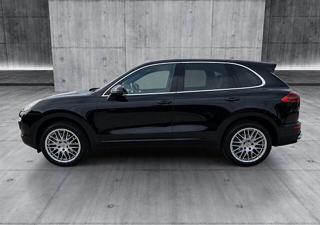 Porsche Cayenne - Kolor Czarny, zdjęcie 19