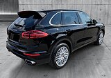 Porsche Cayenne - Kolor Czarny, zdjęcie 6