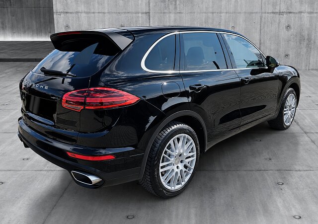 Porsche Cayenne - Kolor Czarny, zdjęcie 6