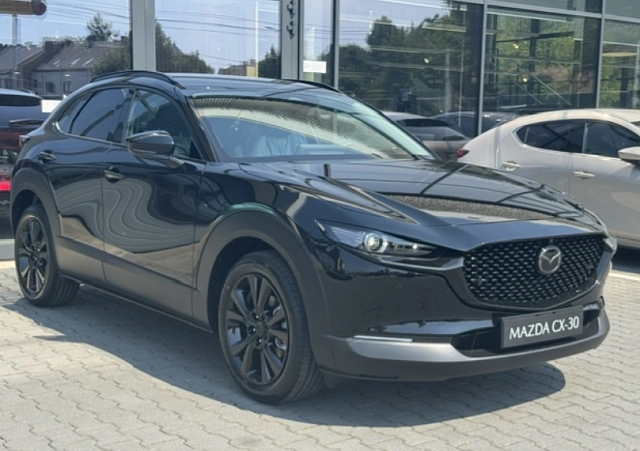 Mazda CX-30 - Kolor Jet Black, zdjęcie 3