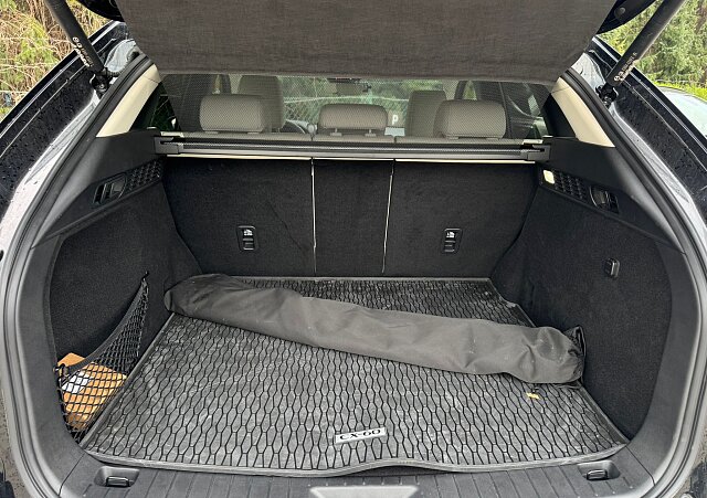 Mazda CX-60 - Kolor Jet Black, zdjęcie 24