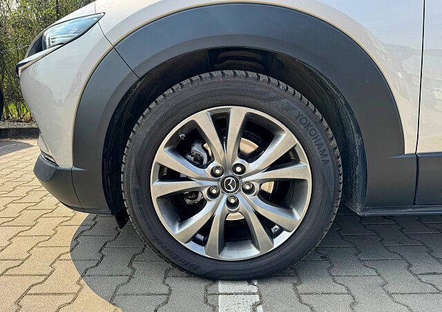 Mazda CX-30 - Kolor Platinum Quartz, zdjęcie 31