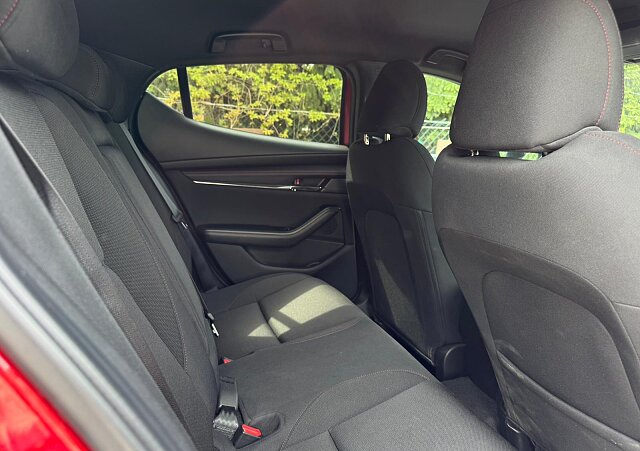 Mazda CX-30 - Kolor Soul Red Crystal, zdjęcie 19