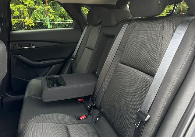 Mazda CX-30 - Kolor Deep Crystal Blue, zdjęcie 22