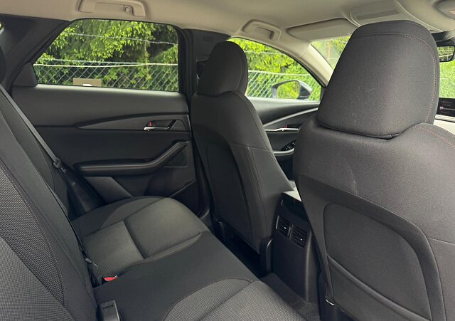 Mazda CX-30 - Kolor Jet Black, zdjęcie 22