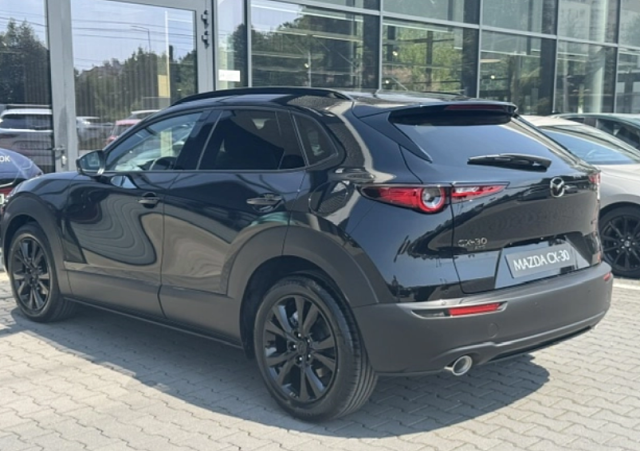 Mazda CX-30 - Kolor Jet Black, zdjęcie 6