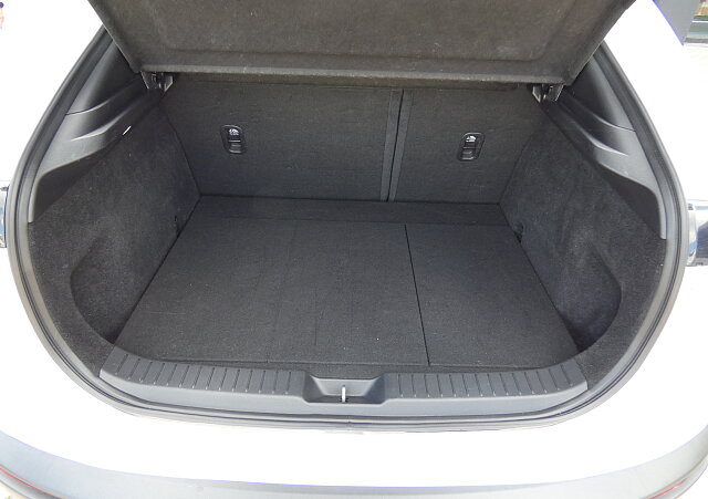 Mazda CX-30 - Kolor Snowflake White Pearl, zdjęcie 13