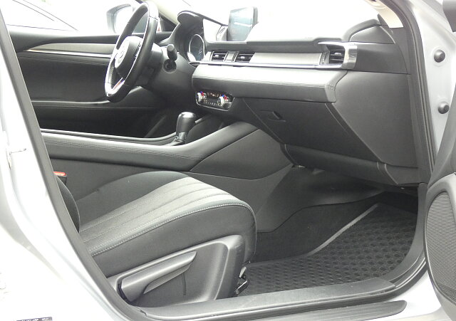 Mazda 6 - Kolor Sonic Silver, zdjęcie 9