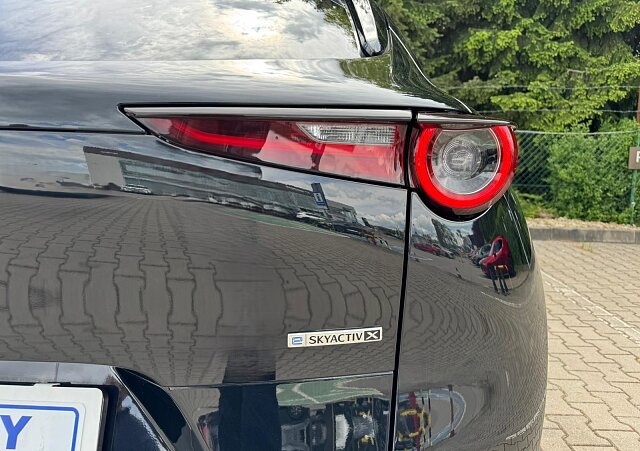 Mazda CX-30 - Kolor Jet Black, zdjęcie 28