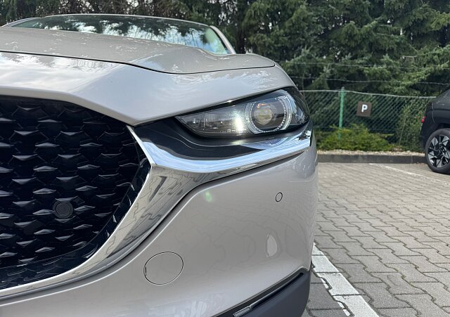 Mazda CX-30 - Kolor Platinum Quartz, zdjęcie 25