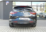 Alfa Romeo Stelvio - Kolor Czarny, zdjęcie 5