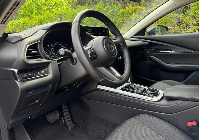 Mazda CX-30 - Kolor Deep Crystal Blue, zdjęcie 5