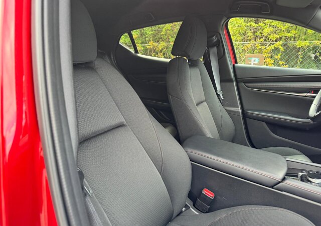 Mazda CX-30 - Kolor Soul Red Crystal, zdjęcie 7