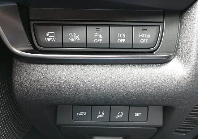 Mazda CX-30 - Kolor Jet Black, zdjęcie 8