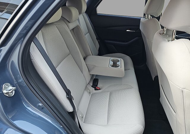 Mazda CX-30 - Kolor Polymetal Gray, zdjęcie 23