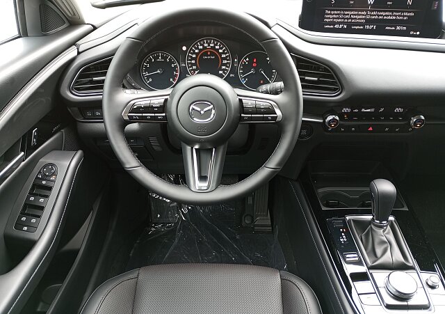 Mazda CX-30 - Kolor Jet Black, zdjęcie 4