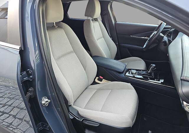 Mazda CX-30 - Kolor Polymetal Gray, zdjęcie 24
