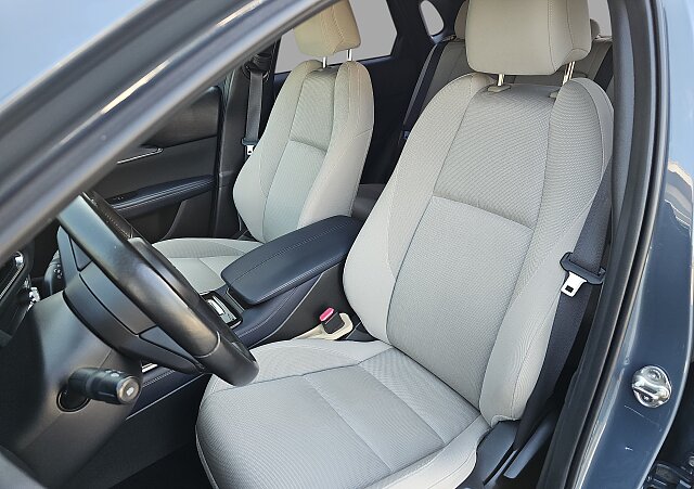 Mazda CX-30 - Kolor Polymetal Gray, zdjęcie 17