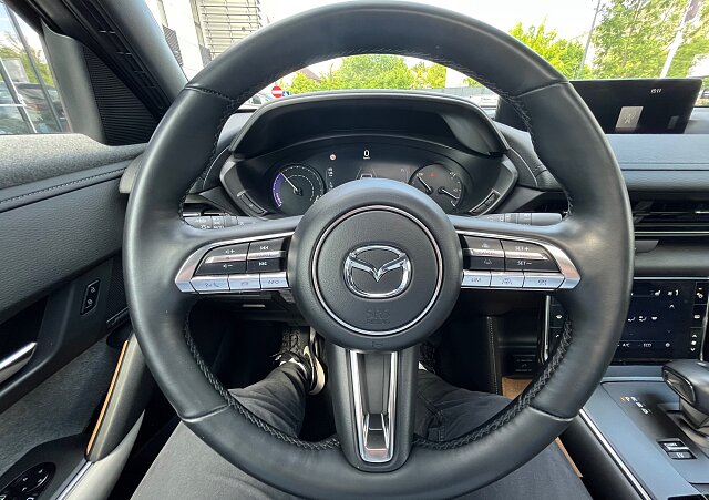 Mazda MX-30 - Kolor Zircon Sand Metalic, zdjęcie 24