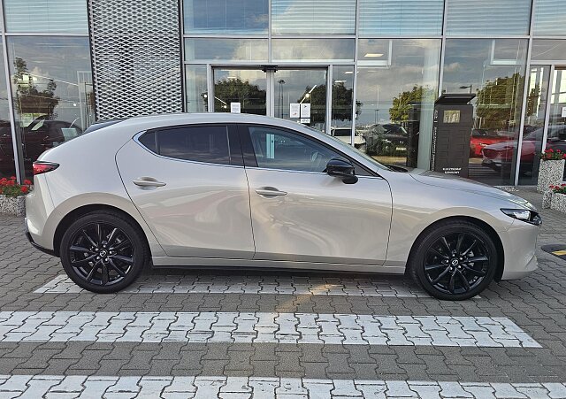 Mazda 3 - Kolor Złoty, zdjęcie 5