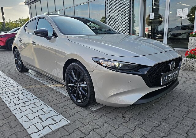 Mazda 3 - Kolor Złoty, zdjęcie 3