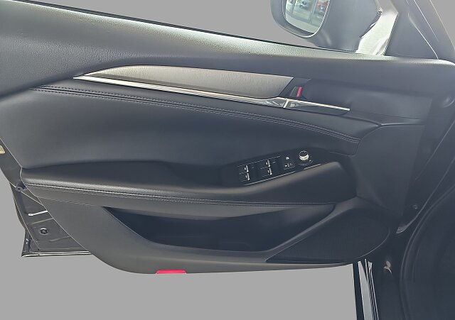Mazda 6 - Kolor Jet Black, zdjęcie 11