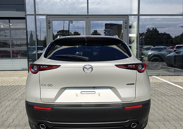 Mazda CX-30 - Kolor Platinum Quartz, zdjęcie 4