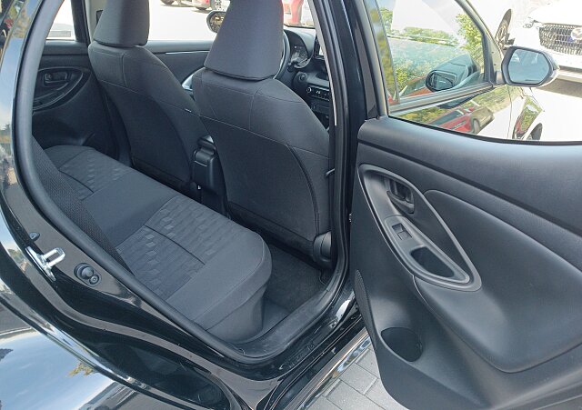Mazda 2 - Kolor Opera Black, zdjęcie 19