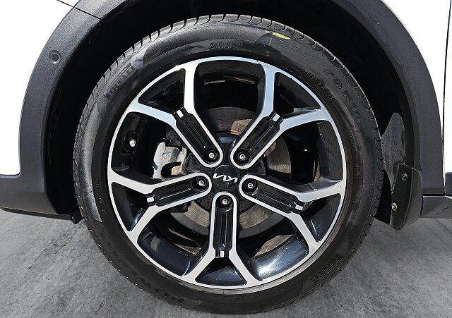 Kia XCeed - Kolor Biały, zdjęcie 9