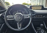 Mazda 3 - Kolor Snowflake White Pearl, zdjęcie 11
