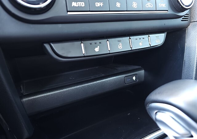 Kia XCeed - Kolor Biały, zdjęcie 14