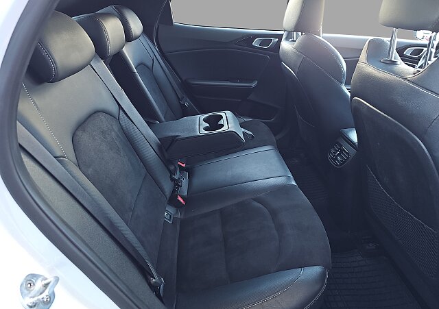 Kia XCeed - Kolor Biały, zdjęcie 28
