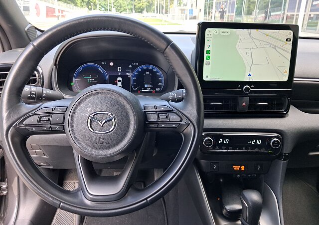 Mazda 2 Hybrid - Kolor Lead Grey, zdjęcie 6